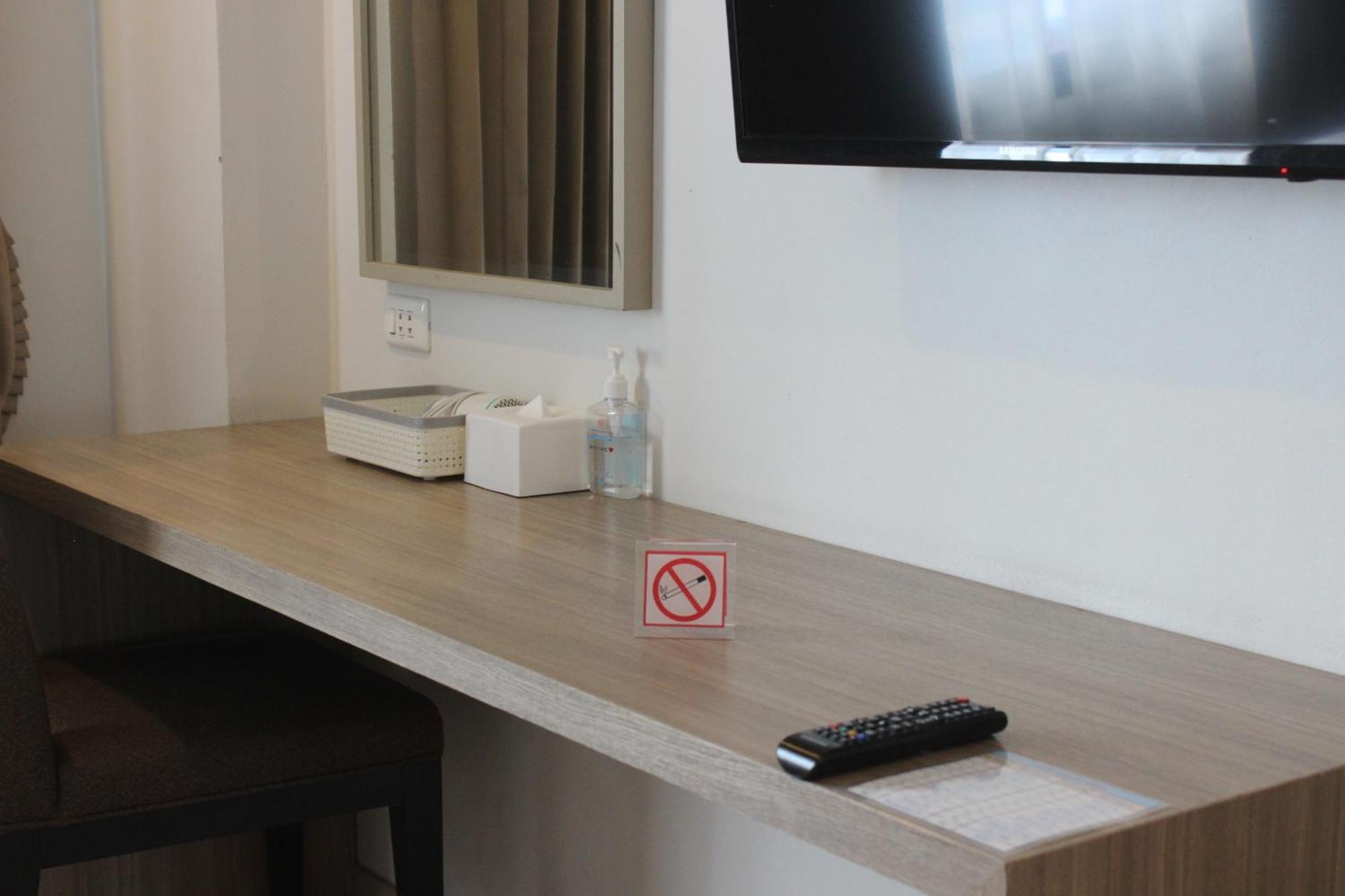 Leosor Hotel Nakhonratchasima Exteriör bild
