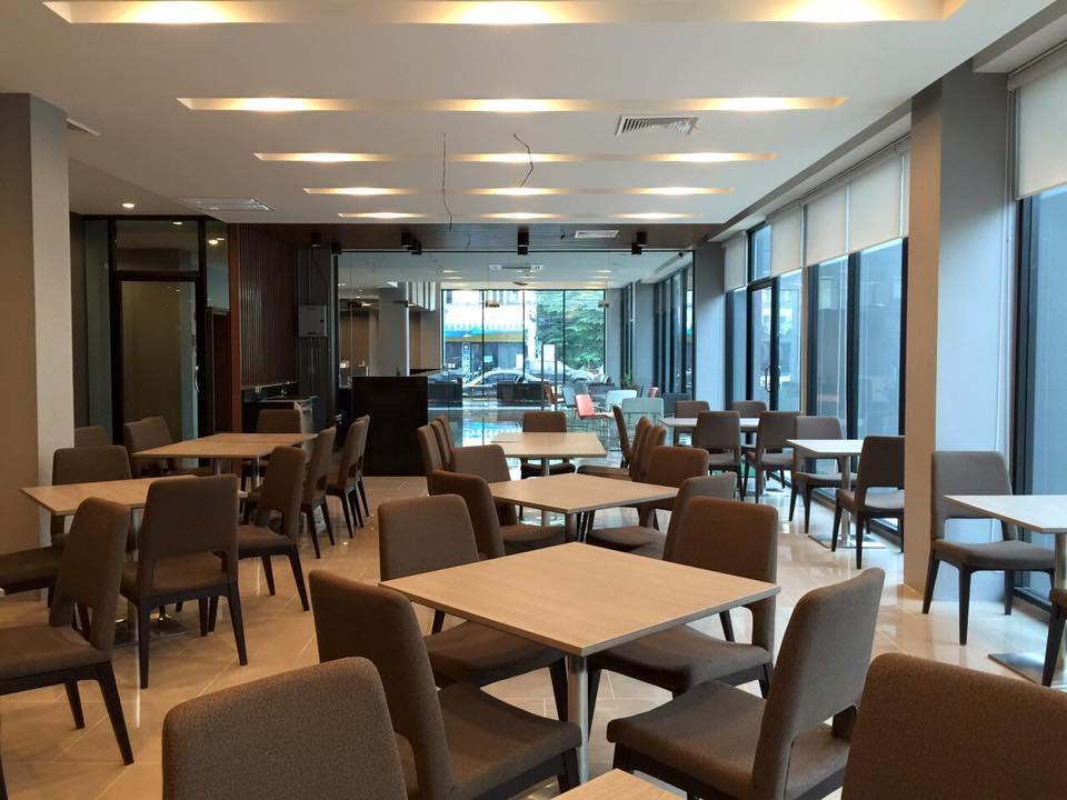 Leosor Hotel Nakhonratchasima Exteriör bild
